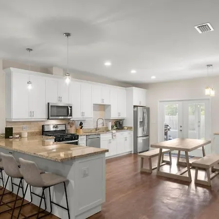 The Gator Grove Retreat Villa